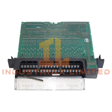 GE Fanuc IC697MDL654 Series 90-70 PLC 32-Point DC Output Module